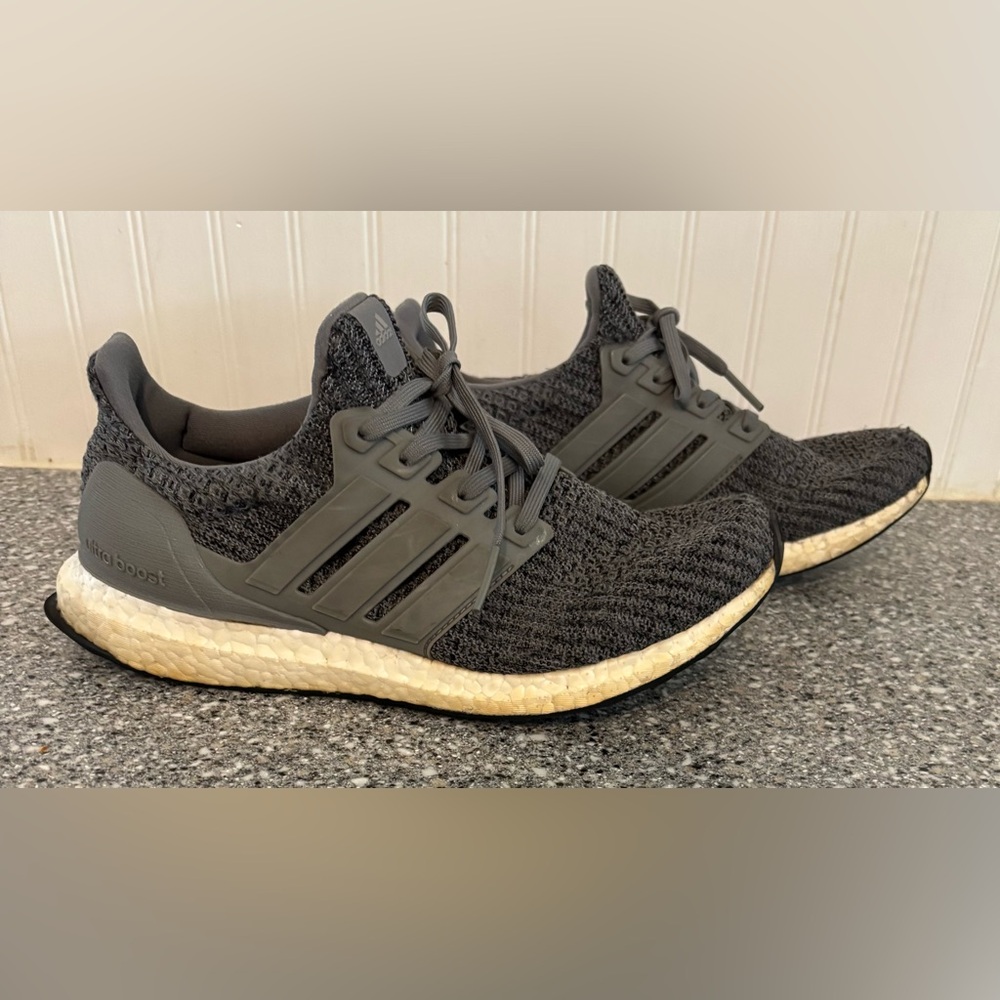 Men’s Adidas Ultraboost, Size 7.5